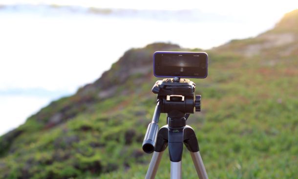 Tak perlu DSLR, ini 5 trik memotret gerhana bulan pakai smartphone