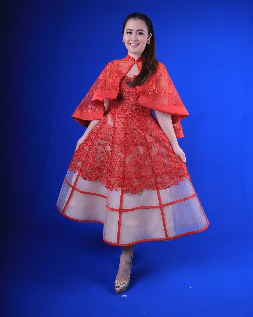 Demi gigi putih, 5 seleb cantik ini rela habiskan ratusan juta