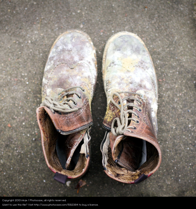 10 Potret kondisi menjijikkan jika kamu malas membersihkan sepatumu