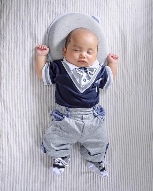 10 Potret Baby Xabiru, putra Rachel Vennya yang imut & curi perhatian