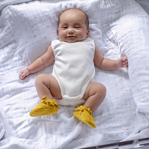 10 Potret Baby Xabiru, putra Rachel Vennya yang imut & curi perhatian