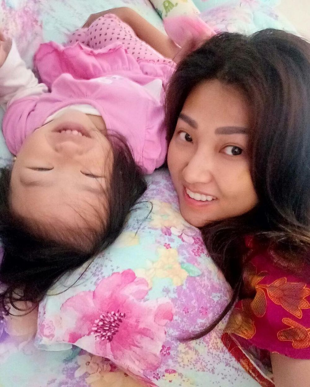 10 Bukti Sarwendah tetap cantik meski baru bangun tidur & tanpa makeup