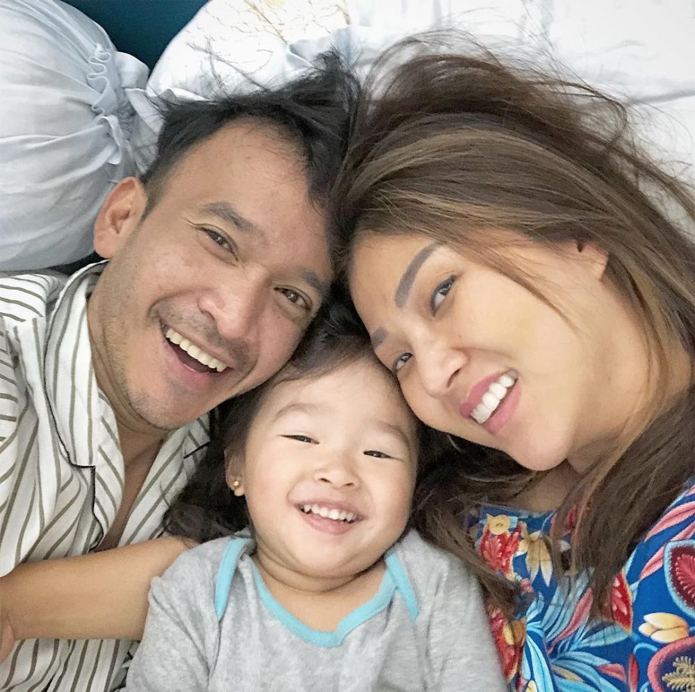 10 Bukti Sarwendah tetap cantik meski baru bangun tidur & tanpa makeup