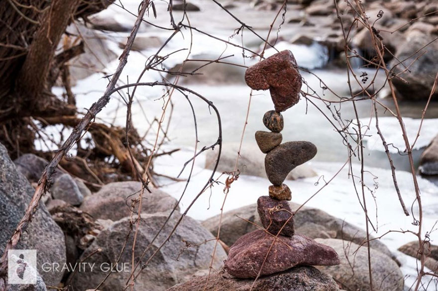 18 Foto keseimbangan batu paling menakjubkan di dunia