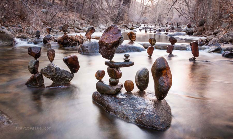 18 Foto keseimbangan batu paling menakjubkan di dunia