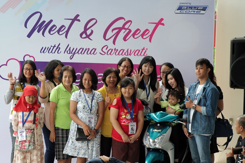 5 Alasan Isyana lebih memilih skutik keren ini, apa saja ya? 