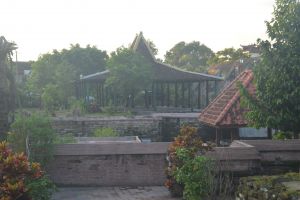 Demi ngalap berkah, rela setahunan nginap di kompleks makam Kotagede