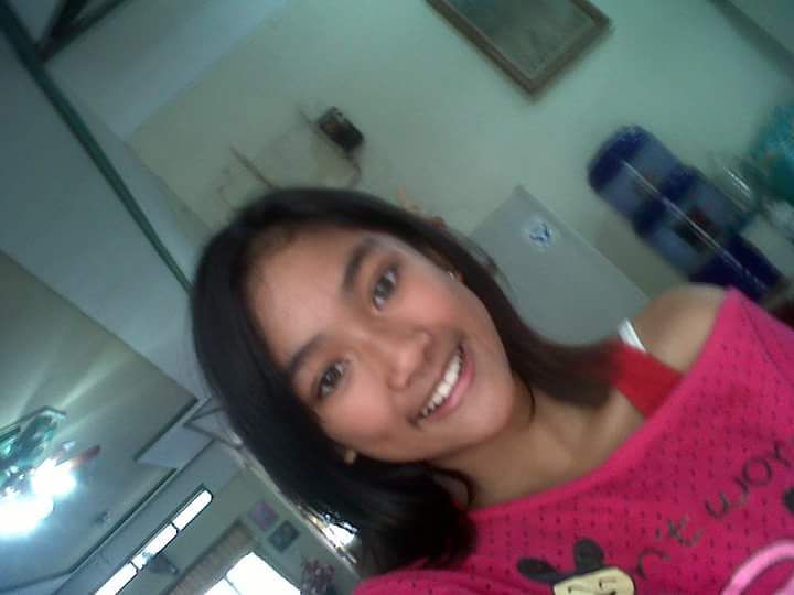 8 Foto jadul Marion Jola saat SD dan SMP, cantik sejak kecil 