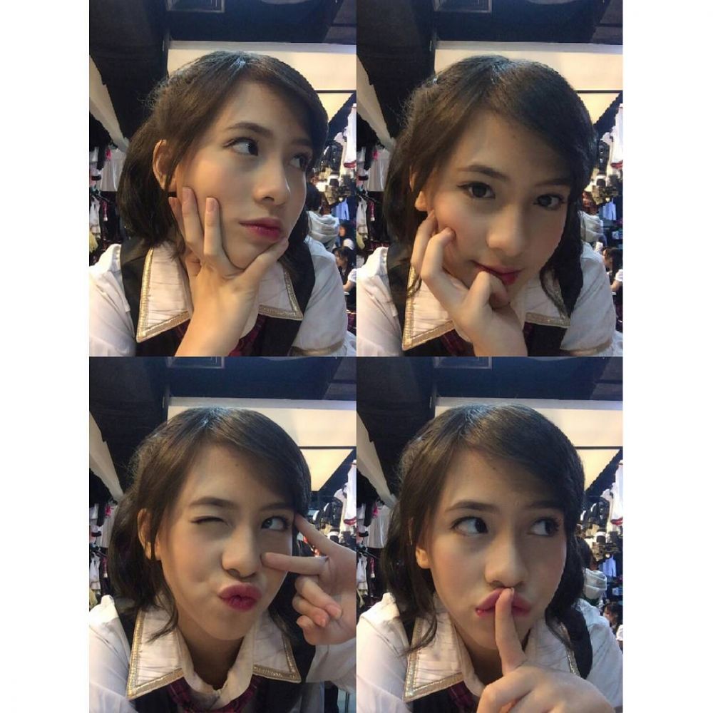 10 Pose imut Zara pemeran adik Dilan, bikin cowok-cowok gemes