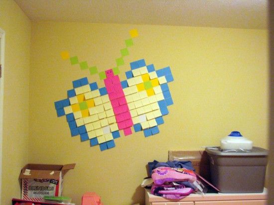 Nggak perlu cat, yuk intip 9 dekorasi dinding rumah dari sticky notes