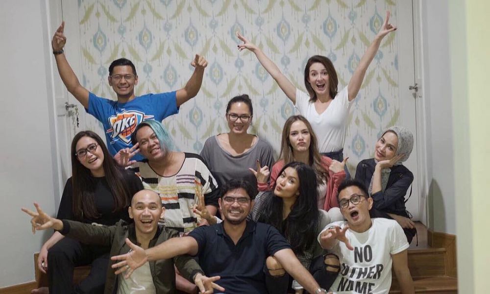 Lagi ngetren, ini 6 foto keseruan Geng Tempe Maia Estianty