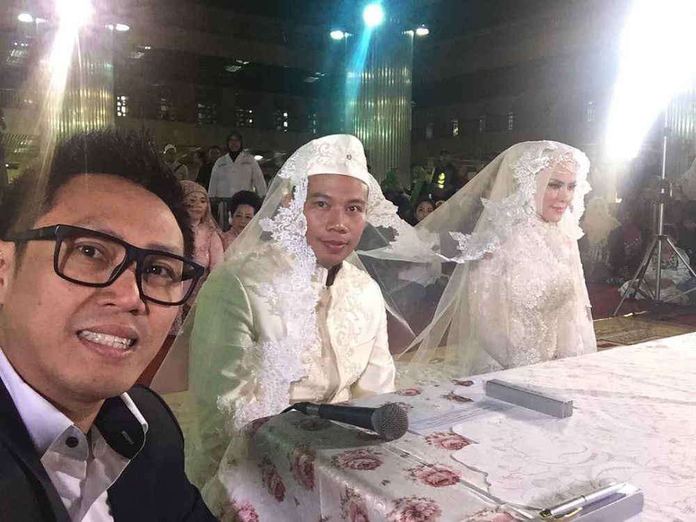 Sah! Vicky Prasetyo dan Angel Lelga resmi jadi suami istri