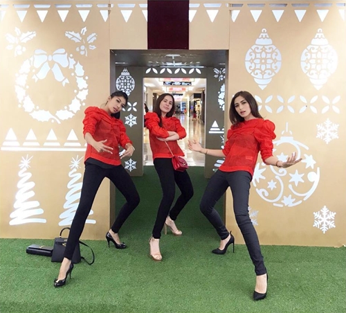 10 Pose 'jaman now' Jessica Iskandar ini bikin gagal fokus, unik abis