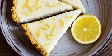 Begini lho cara mudah bikin lemon cheese cake tanpa oven