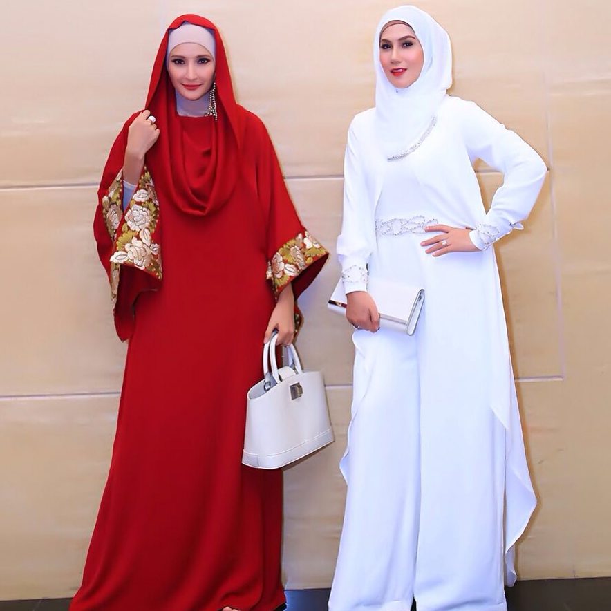 10 Potret persahabatan Inneke Koesherawati & Marini Zumarnis, bak ABG