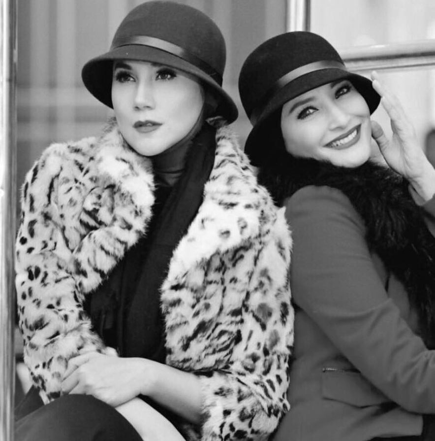 10 Potret persahabatan Inneke Koesherawati & Marini Zumarnis, bak ABG