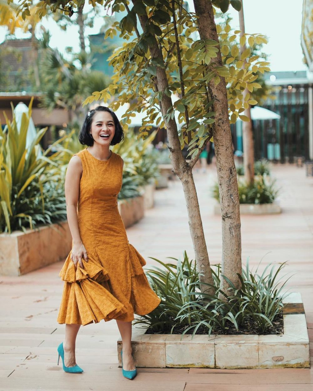 Tak butuh waktu lama, 9 seleb ini sukses langsing usai melahirkan