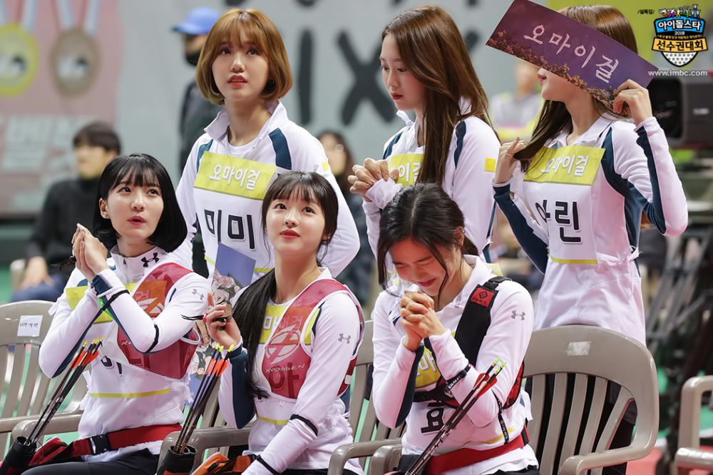 10 Gaya artis K-Pop saat lakukan olahraga panahan, siap tembus hatimu