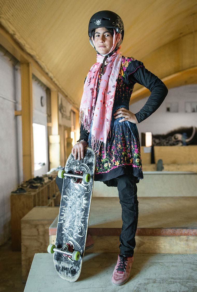10 Potret skater cewek di Afghanistan, tetap ceria apapun kondisinya