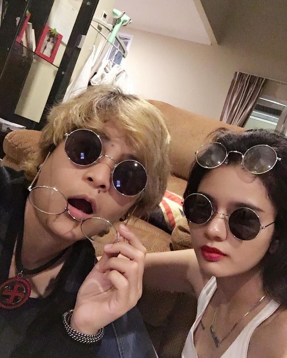 10 Kedekatan Citra dan Mytha The Virgin, partner yang klop banget