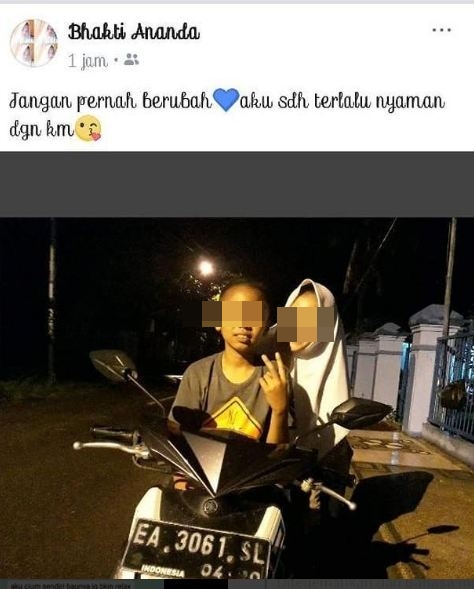 Postingan kocak 10 foto pasangan ini bikin iri, jodoh itu nyata