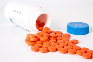 Hati-hati, 5 jenis obat ini ternyata nggak boleh diminum bareng teh