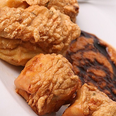 5 Spot makan batagor ini paling terkenal di Bandung, langganan artis