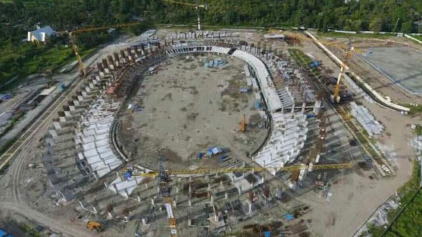 10 Potret pembangunan stadion megah dan cantik di Papua, saingan SUGBK