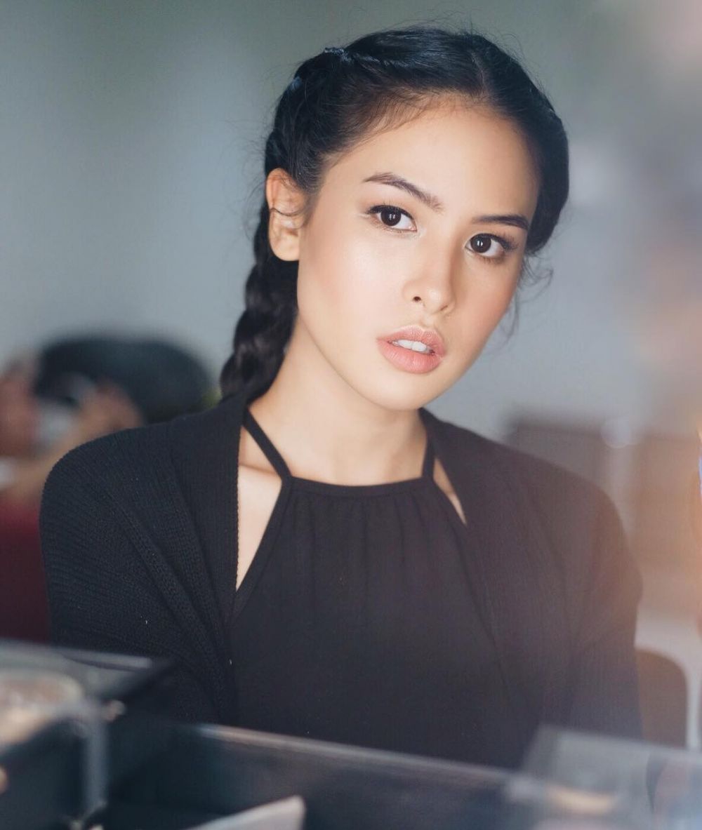 7 Penyanyi Indonesia ini produseri albumnya sendiri, banjir pujian