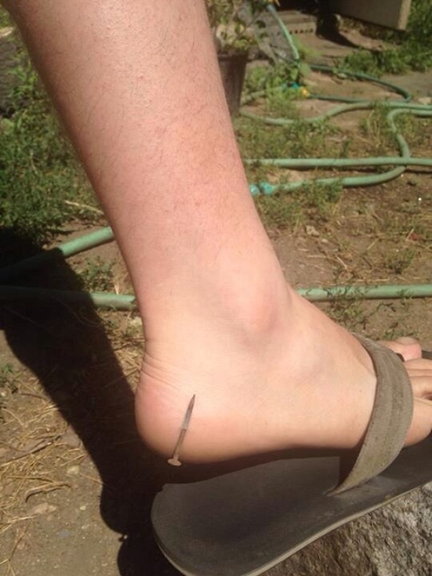 10 Momen orang selamat dari malapetaka ini bikin merinding disko