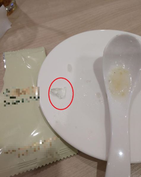 Ngeri, ibu ini temukan serpihan berbahaya dalam adonan bubur bayi