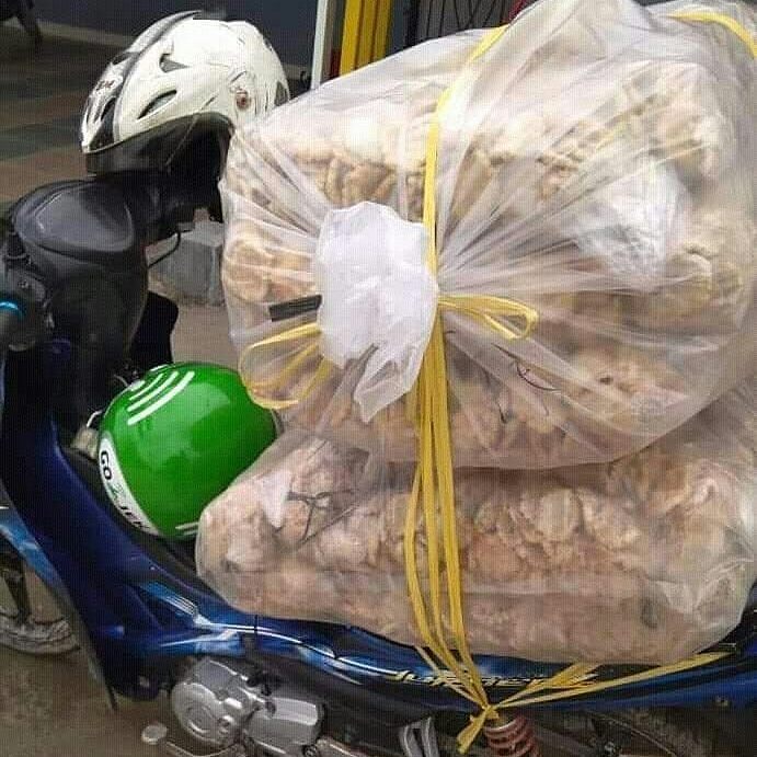 11 Barang yang dikirim pakai jasa ojek online ini bikin tepuk jidat