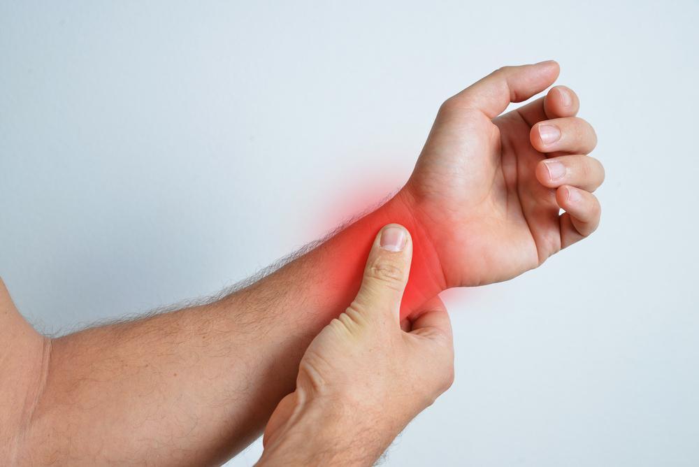 7 Situasi paling menyebalkan main game online HP, bikin bete seharian