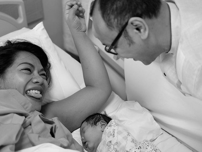 7 Momen bahagia persalinan Jenny Cortez, potret bayinya bikin gemes