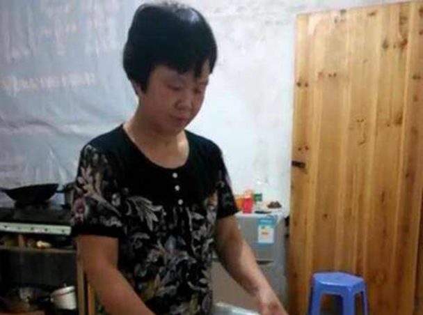 Kisah pilu janda tuna netra rawat bocah tuna wicara selama 20 tahun