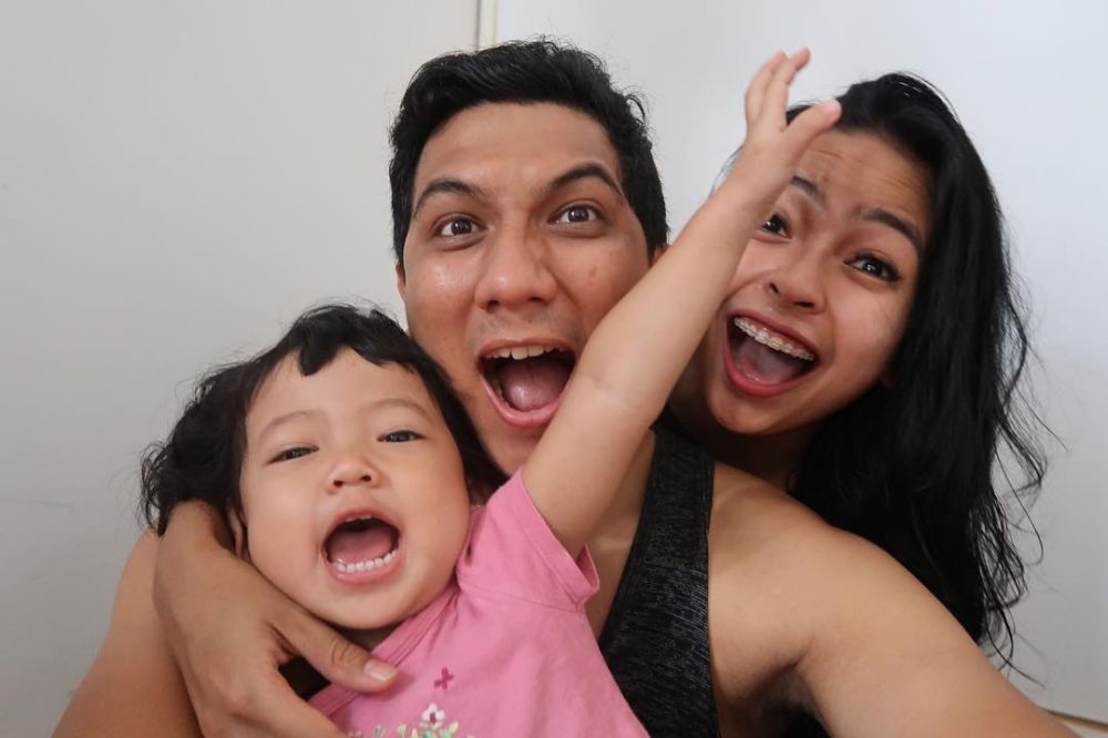 Jauh dari gosip, ini 10 potret harmonis Tantri Kotak & Ardan Naff