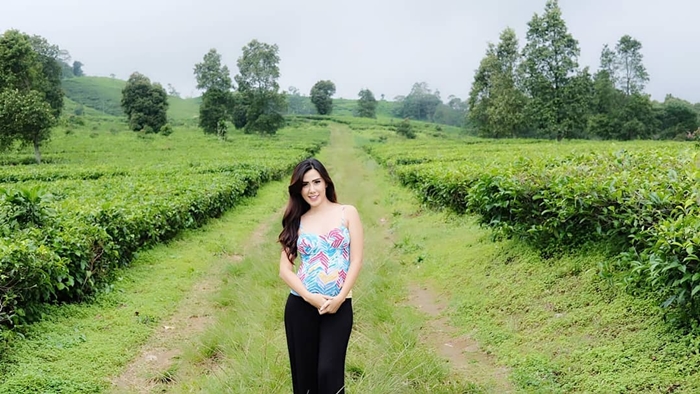 10 Bukti Rey Utami masih suka tampil seksi meski sedang hamil