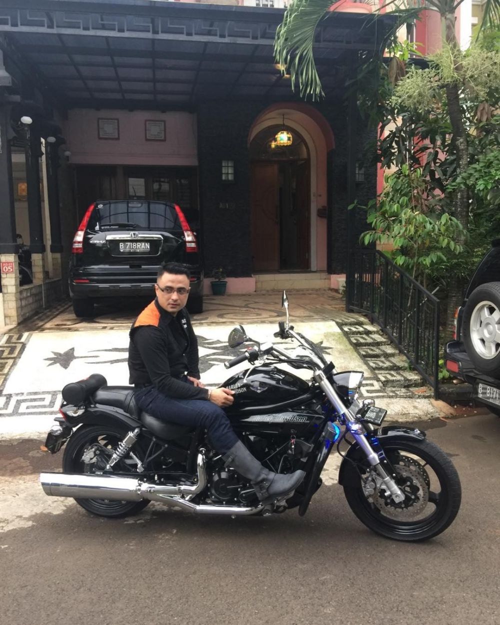 Dikenal dengan image baik, 7 seleb ini justru terjerat kasus narkoba