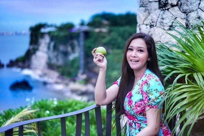 10 Foto lawas Maia Estianty, bukti cantiknya nggak luntur oleh usia