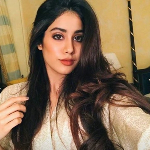 10 Pesona Janhvi, putri sulung Sridevi aktris legendaris Bollywood
