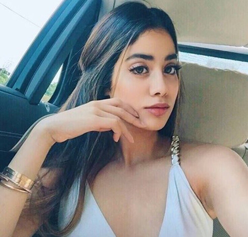 10 Pesona Janhvi, putri sulung Sridevi aktris legendaris Bollywood