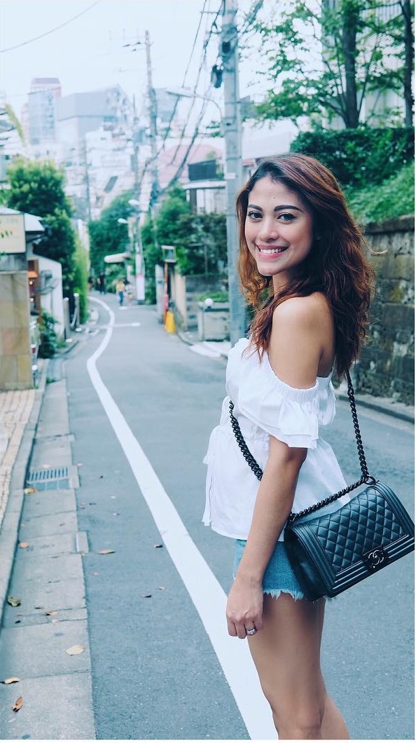 10 Pesona Cynthia Riza, istri Giring Ganesha yang cantiknya kebangetan