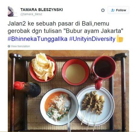 10 Gaya Tamara Bleszynski saat menyantap makanan, pelanggan warteg nih