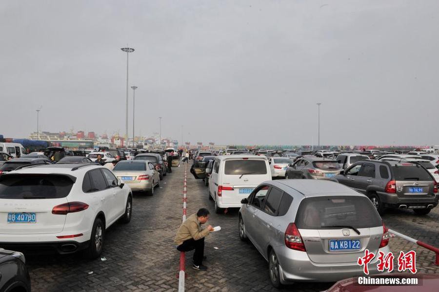 Kemacetan terparah arus balik China, 9 potretnya bikin ngelus dada