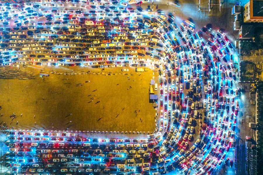 Kemacetan terparah arus balik China, 9 potretnya bikin ngelus dada