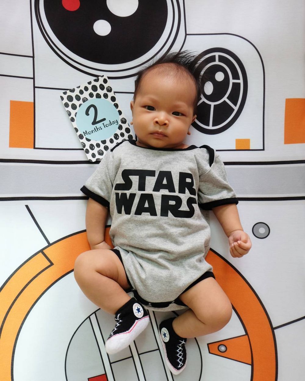 10 Potret Baby Yoji, putra Zivanna Letisha yang super ngegemesin