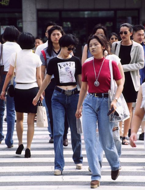 Sebelum K-Pop merajalela, begini 10 gaya fashion Korsel era 90-an