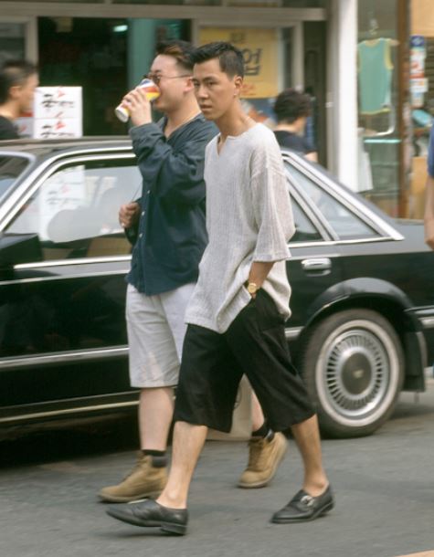 Sebelum K-Pop merajalela, begini 10 gaya fashion Korsel era 90-an