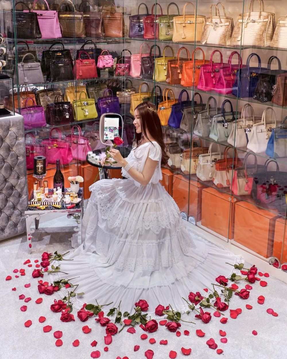 10 Foto koleksi tas Hermes sosialita Jamie Chua, isinya ratusan