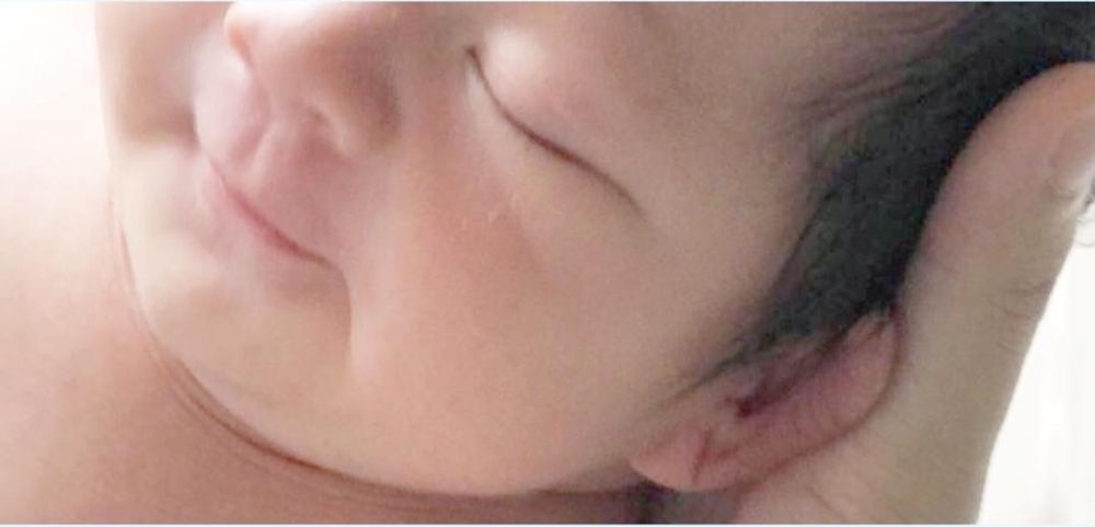 Ini foto-foto gantengnya bayi DJ Una yang banjir pujian warganet